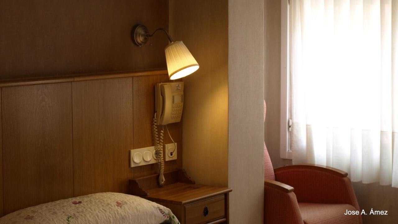 Hostal Orejas León Eksteriør billede