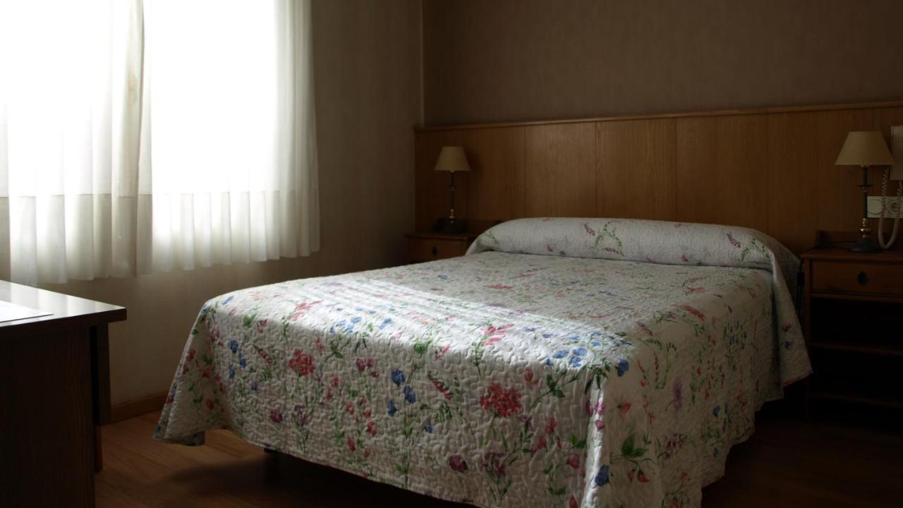 Hostal Orejas León Eksteriør billede