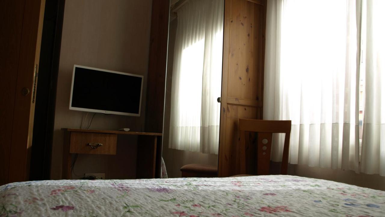 Hostal Orejas León Eksteriør billede